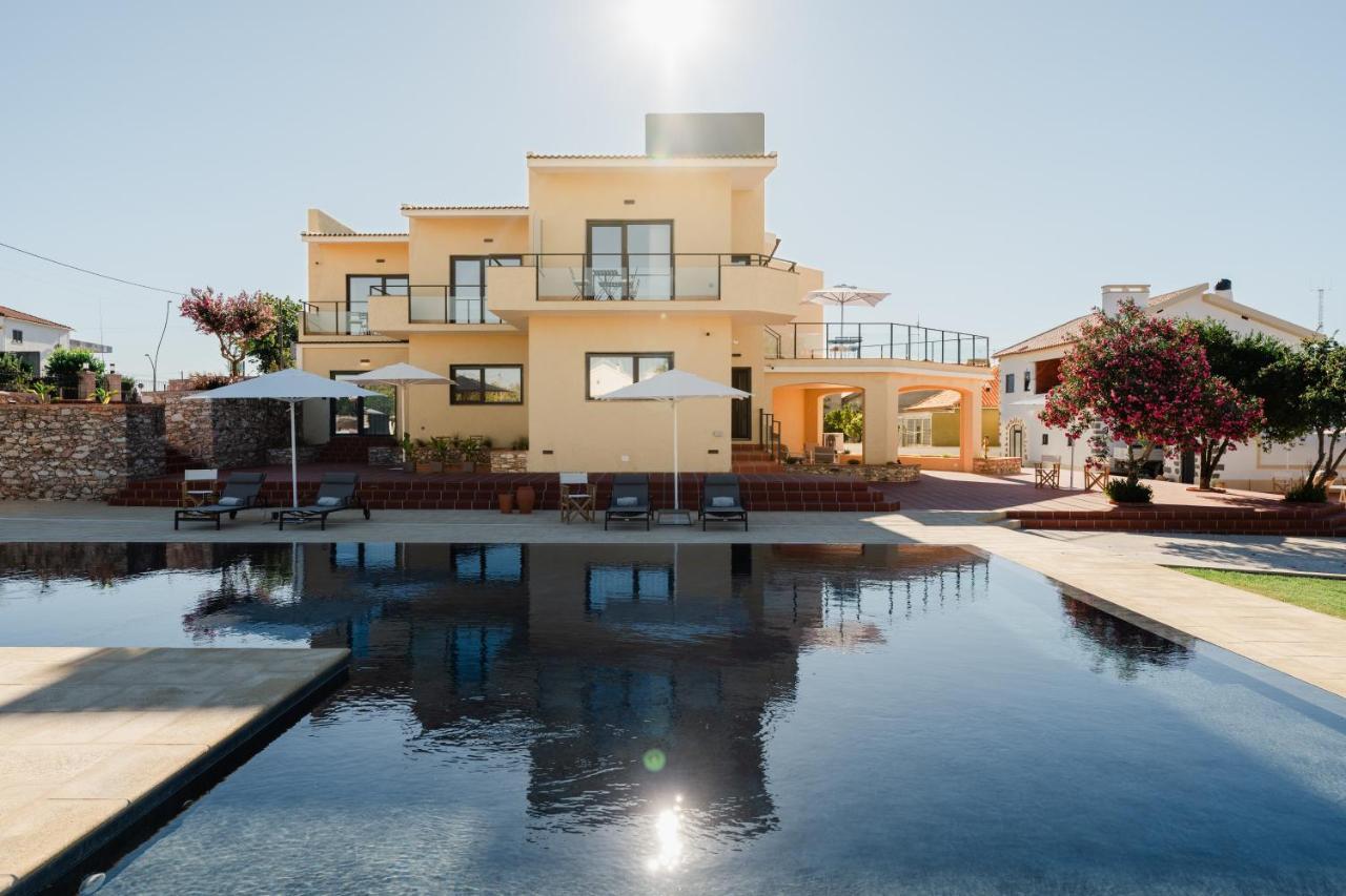 Villa Dos R'S Avis Esterno foto
